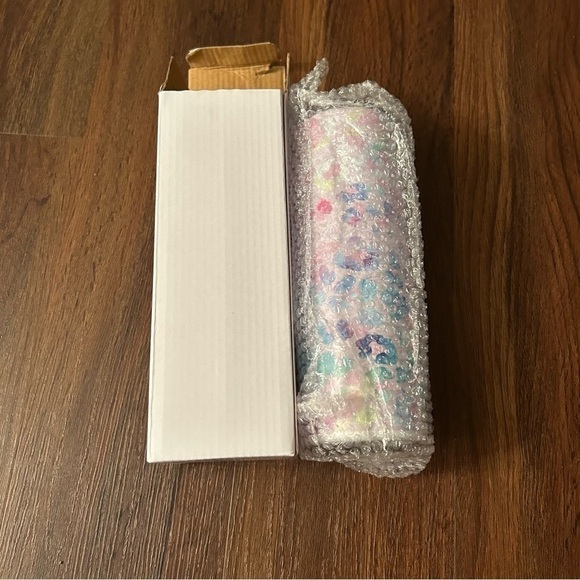 NEW D5 Designs Costumed Pink Designed Slim Tumbler - Picture 6 of 6